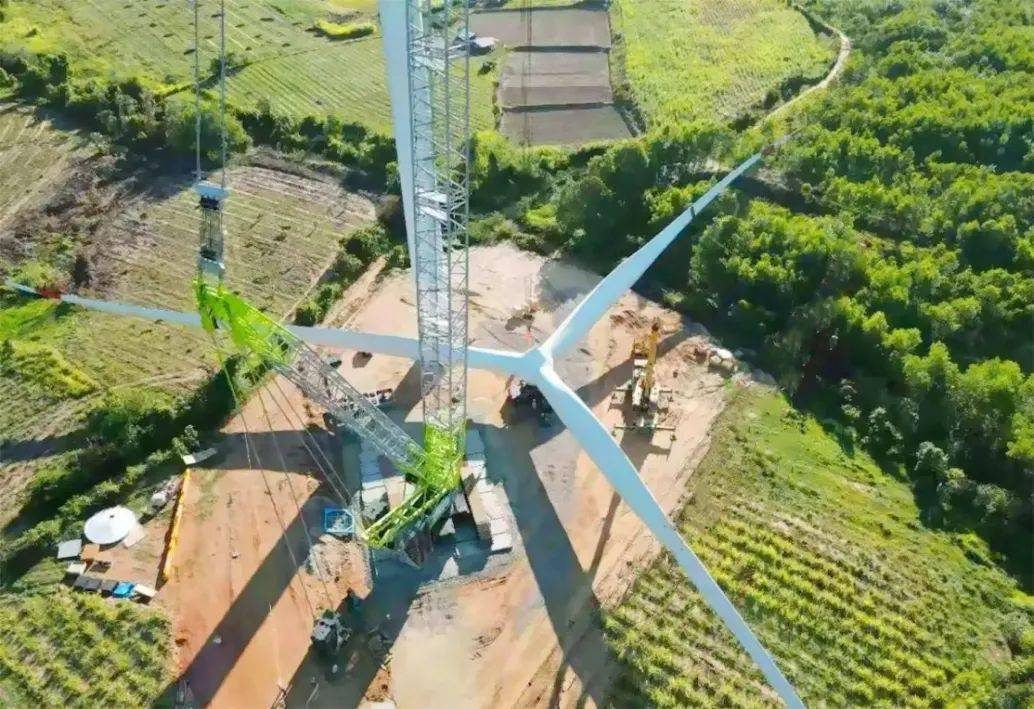 Home Wind turbine erection