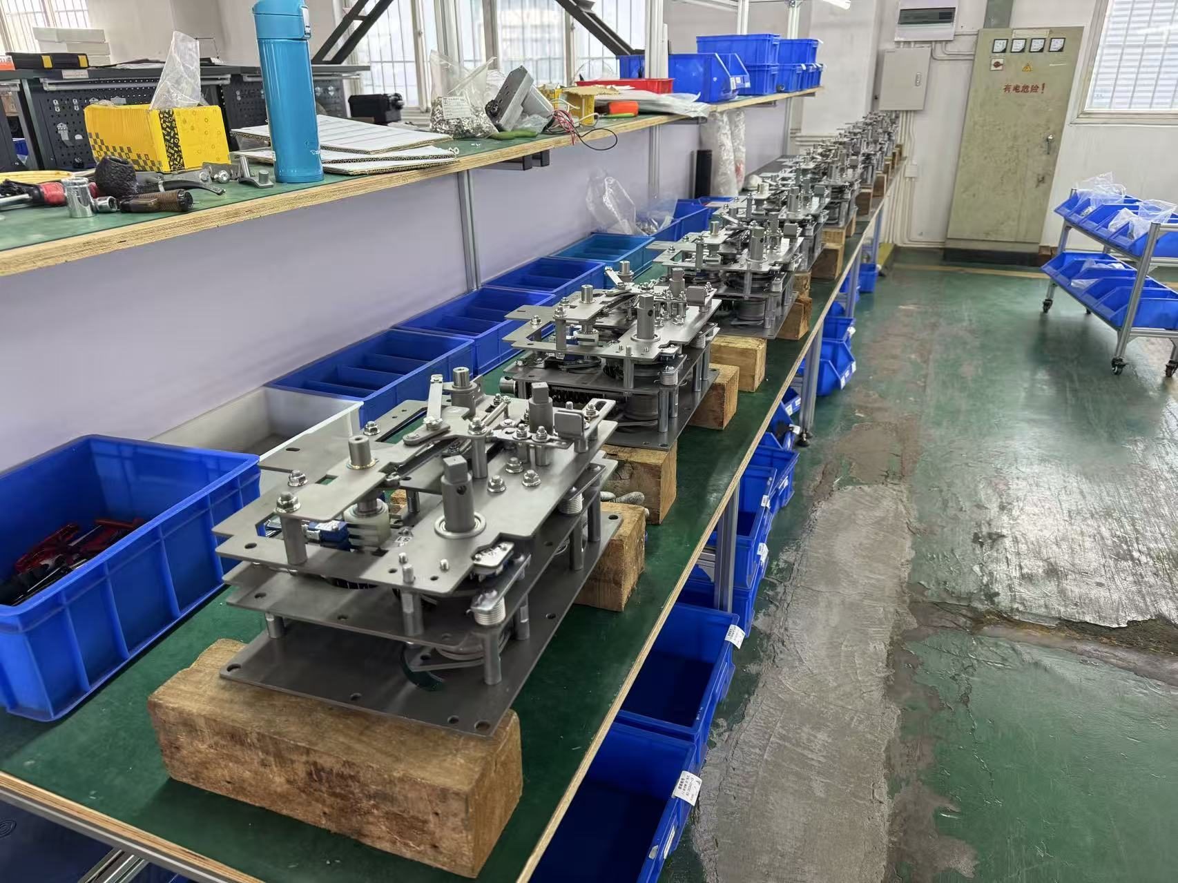 Products Operating mechanisms