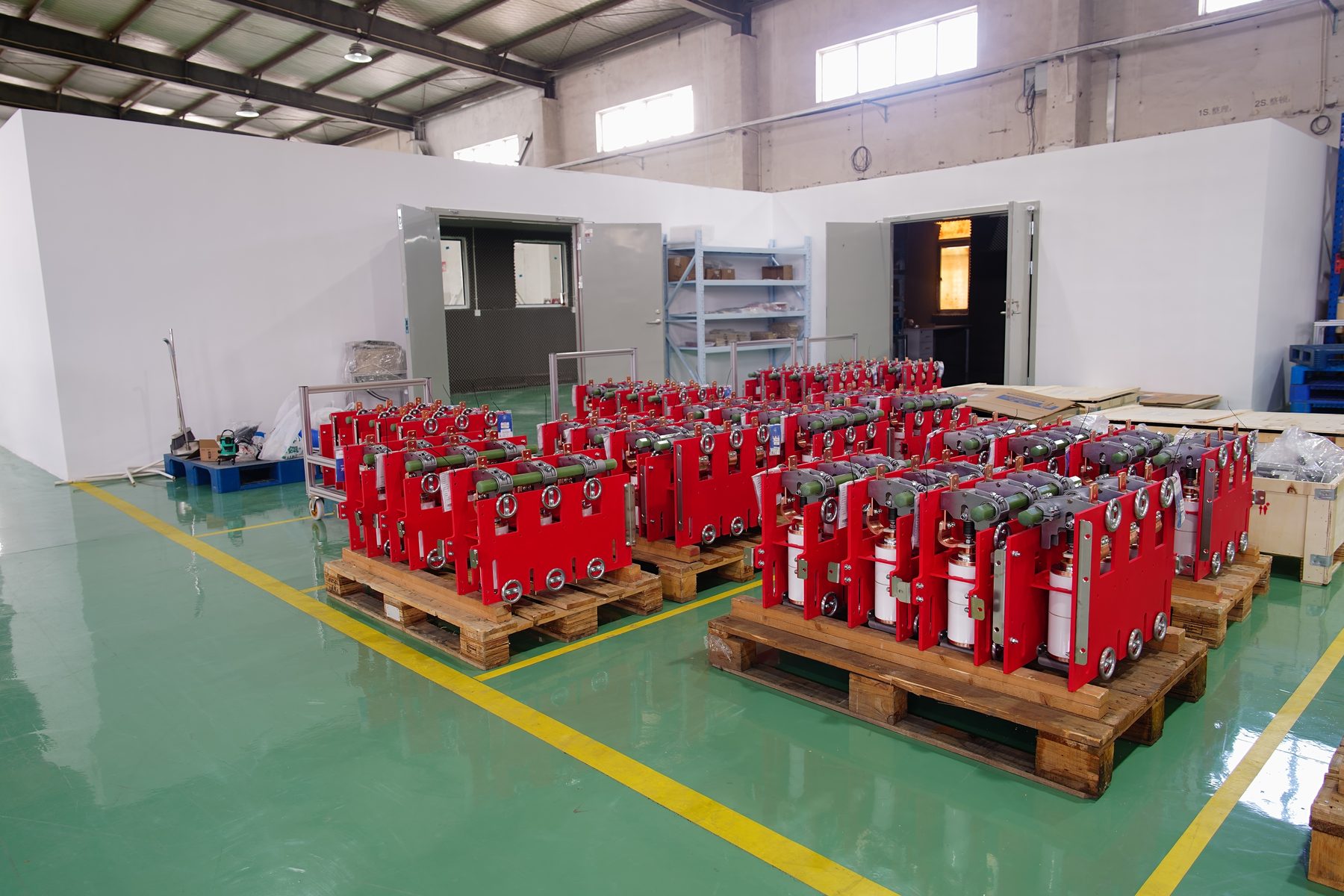 Home In-house vacuum circuit breakers